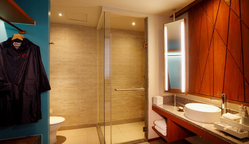 Centara Ras Fushi Resort & Spa-Deluxe Water Villa 5_6697